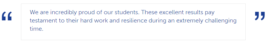 七橡树中学2021年GCSE阶段考试中，93.8%的学生获得了9-7(A*-A)的成绩。