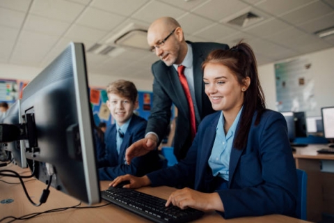 英国私立中学的班级规模一般是什么样的?英国私校有多少中国学生?