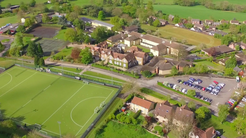 布鲁顿女子中学