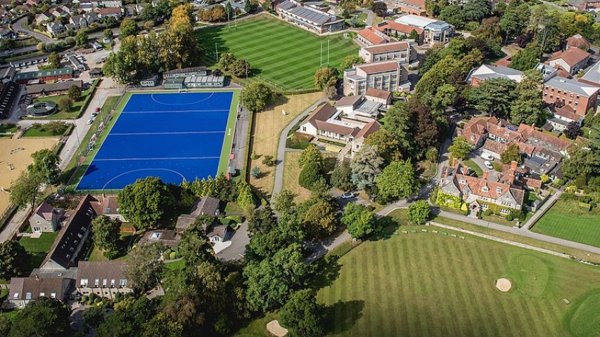 米尔菲尔德学校